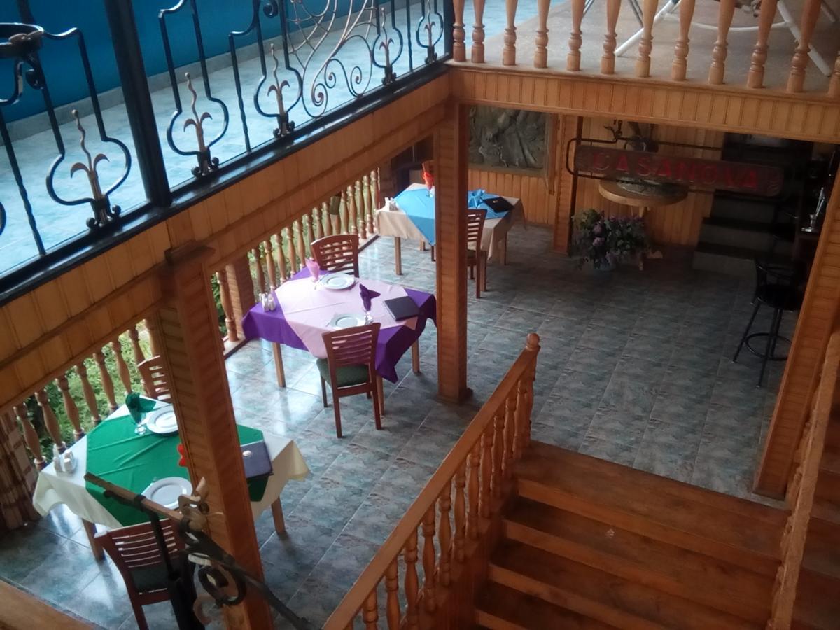 Casanova Inn - Boutique Hotel Dilidzjan Buitenkant foto